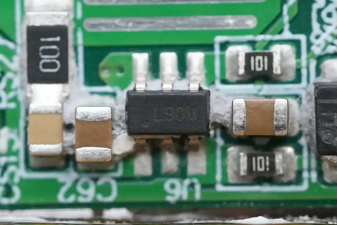 640(61)