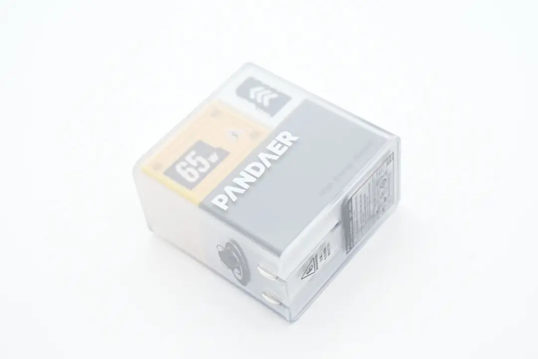 640(4)