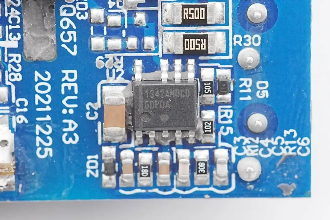 640(48)
